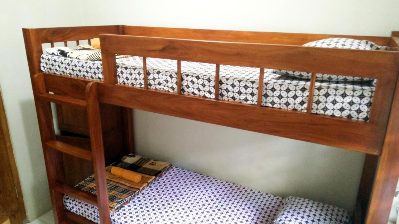 Ngampilan Backpacker Hostel Джокякарта Екстериор снимка