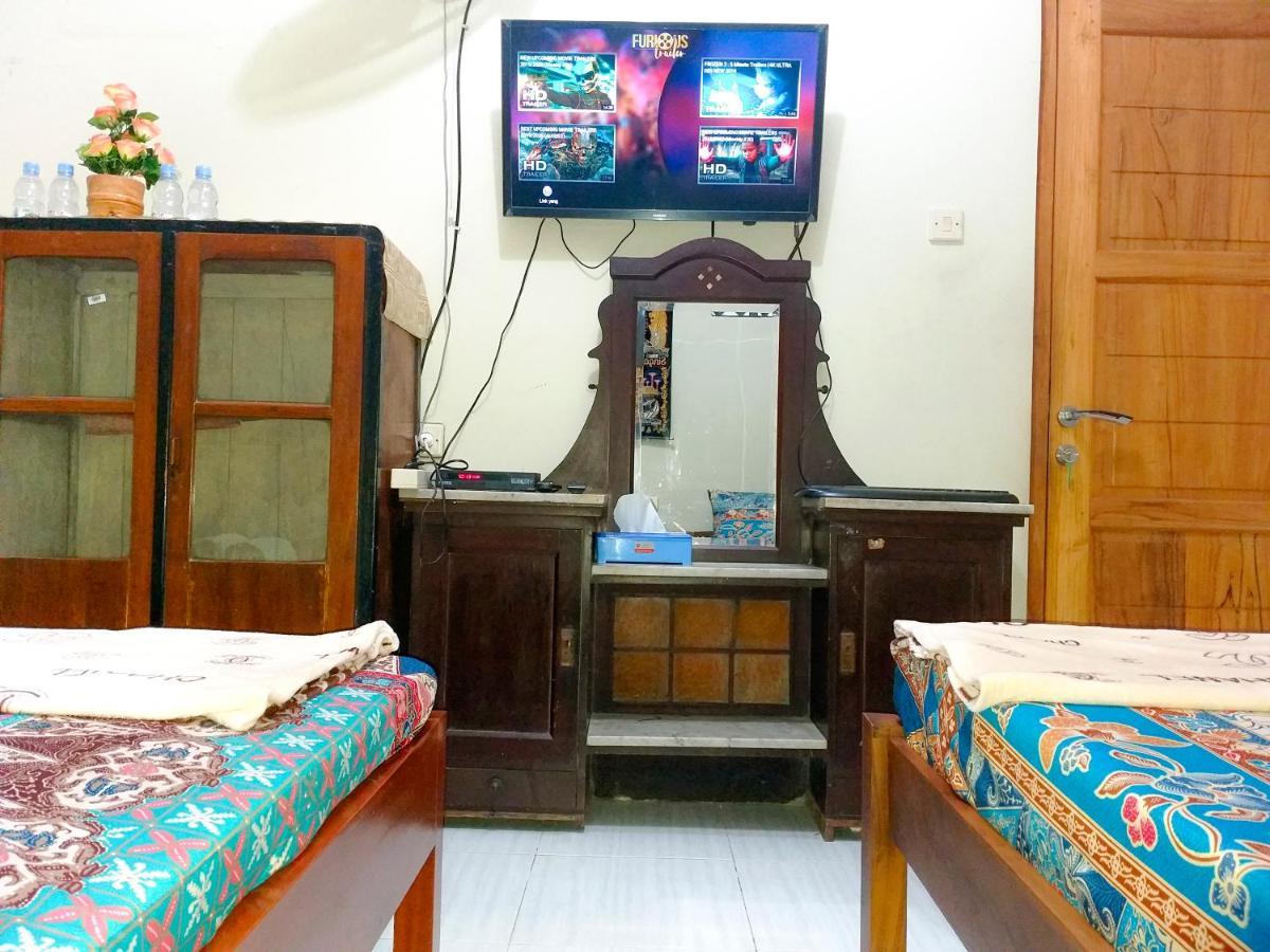 Ngampilan Backpacker Hostel Джокякарта Екстериор снимка