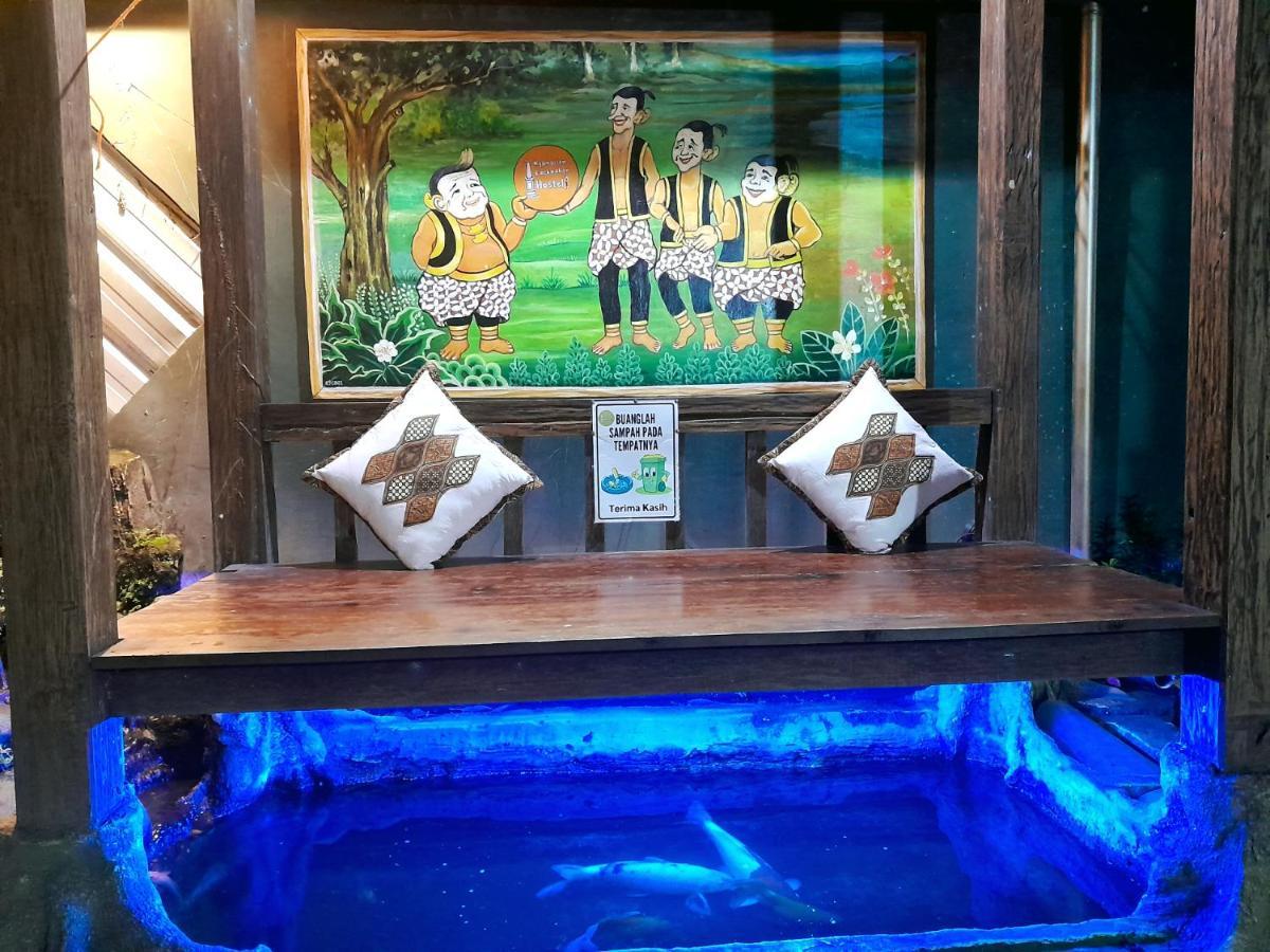 Ngampilan Backpacker Hostel Джокякарта Екстериор снимка